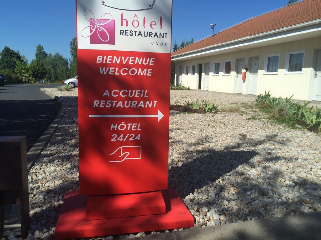 Hotel Evan Lempdes sur Allagnon Bagian luar foto