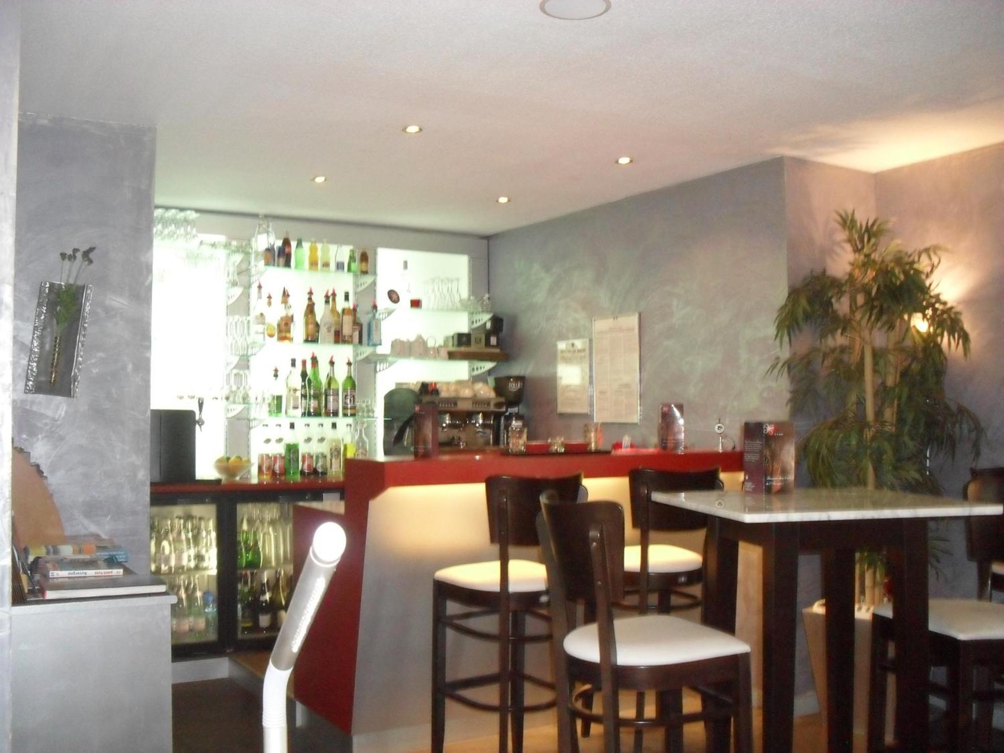 Hotel Evan Lempdes sur Allagnon Bagian luar foto