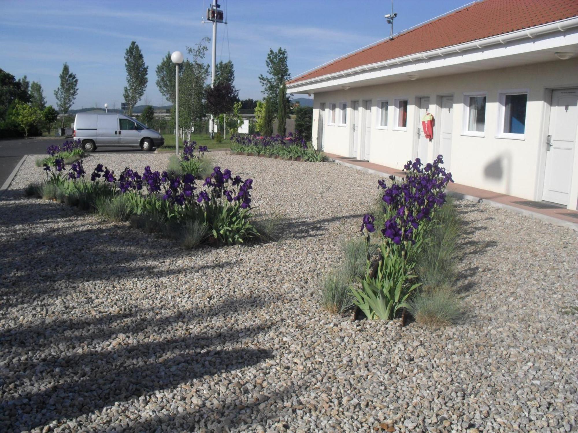 Hotel Evan Lempdes sur Allagnon Bagian luar foto