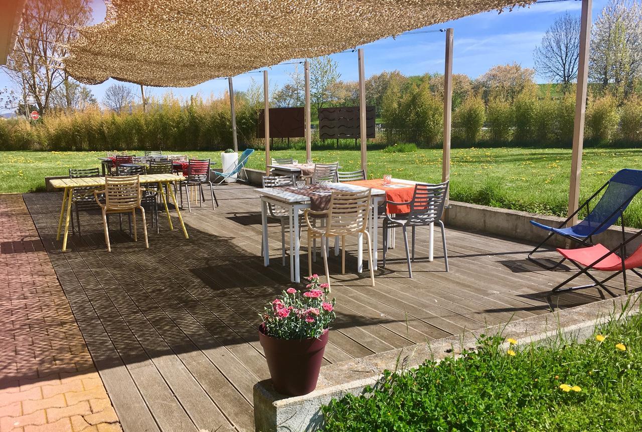 Hotel Evan Lempdes sur Allagnon Bagian luar foto