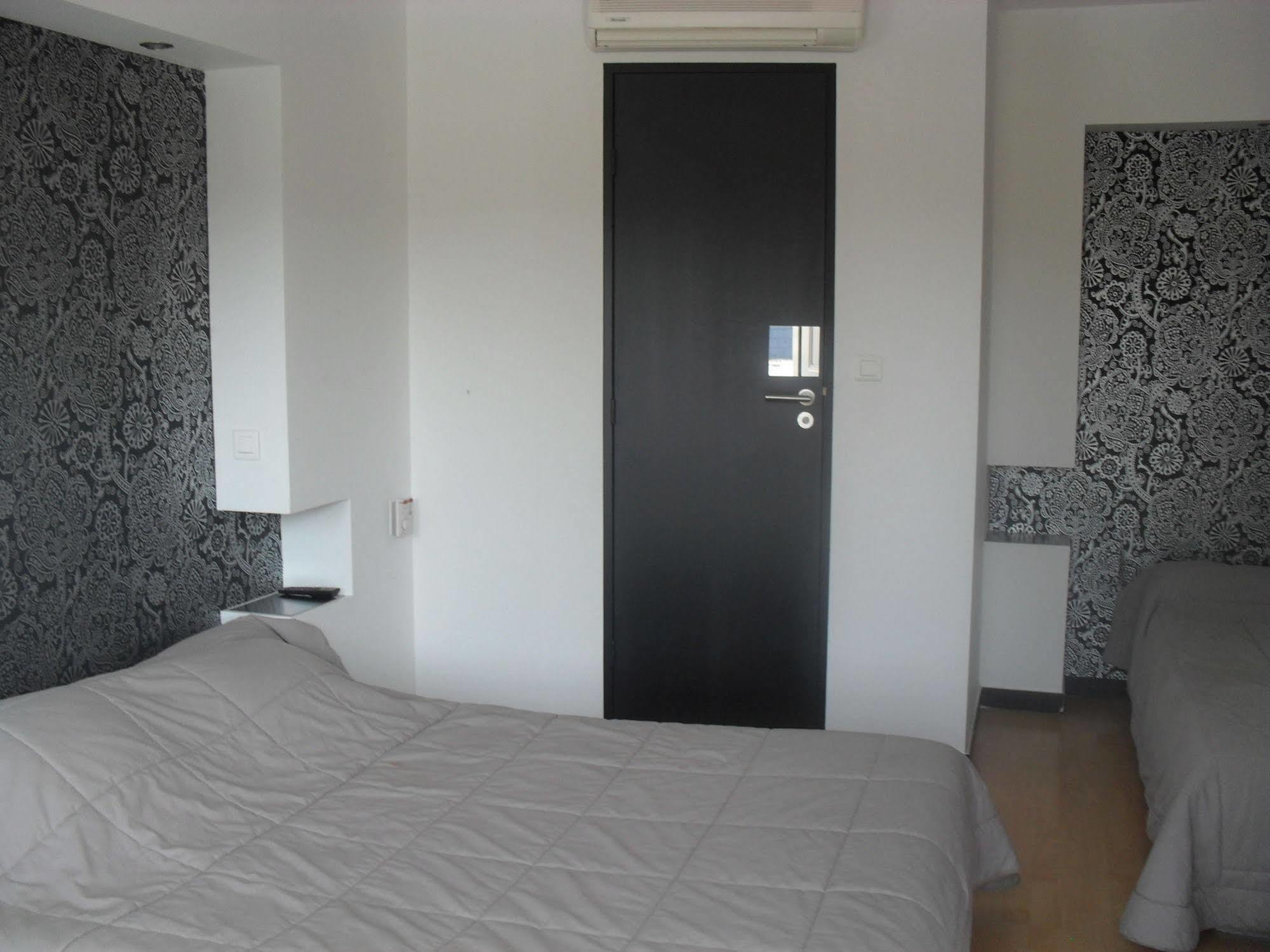Hotel Evan Lempdes sur Allagnon Bagian luar foto